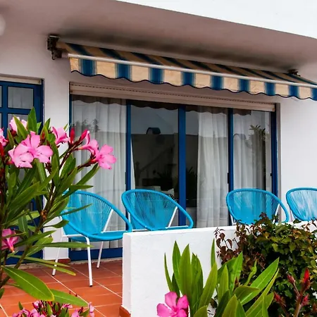 Bispo's Family House Эрисейра