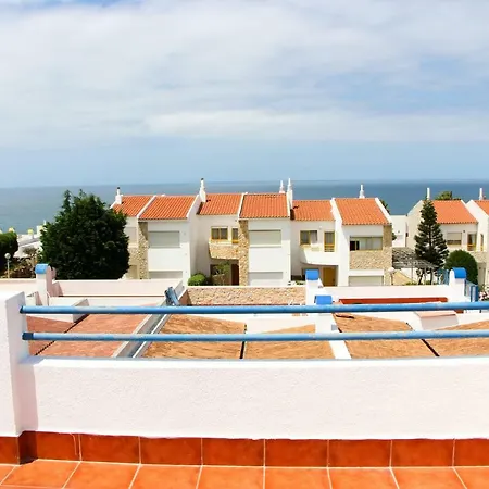 Vakantiehuis Bispo's Family House Ericeira