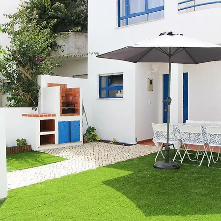 Bispo's Family House Дом отдыха *