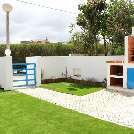 Bispo's Family House Holiday home *