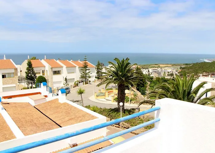 Bispo's Family House * Ericeira